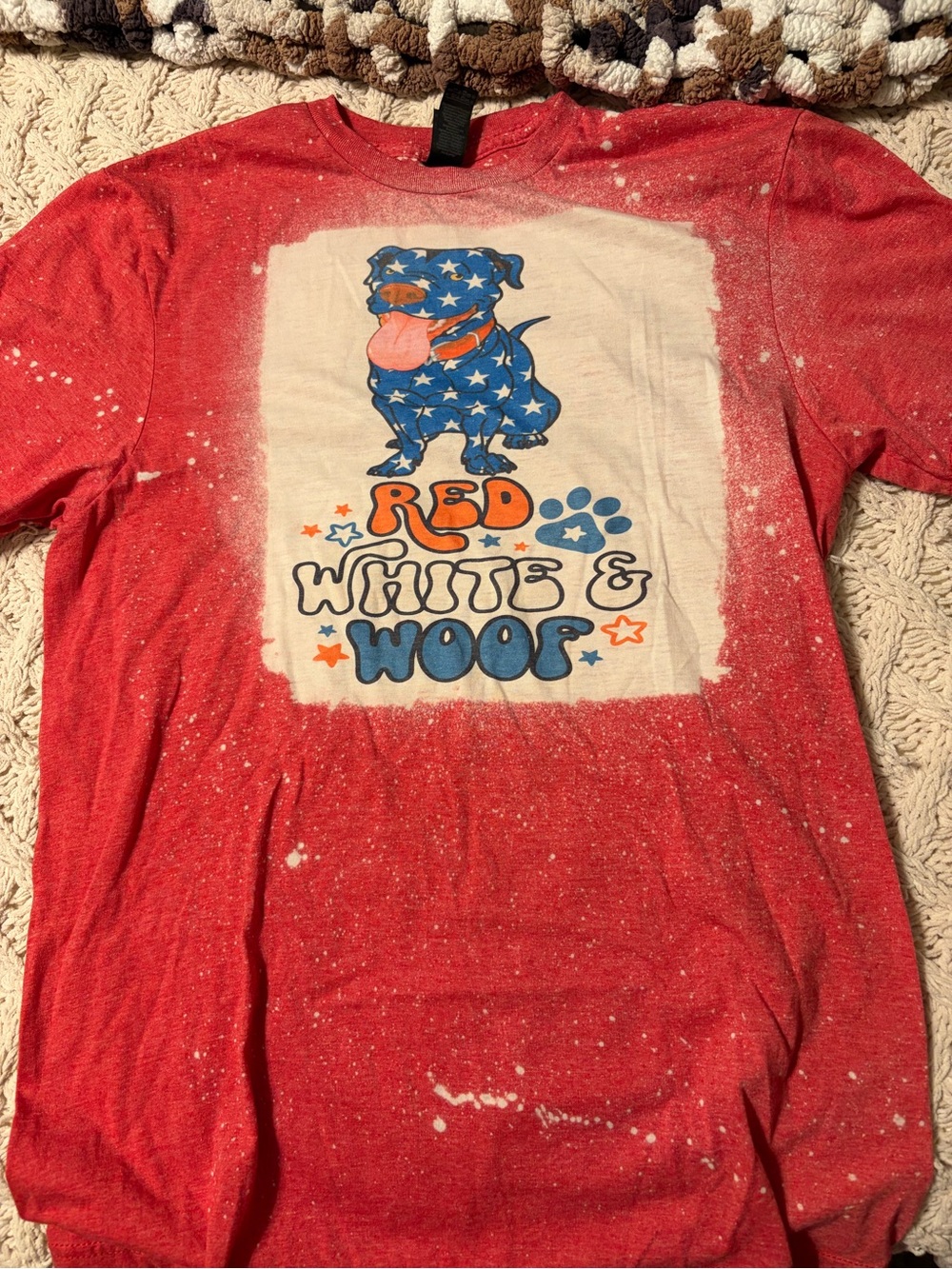 Gildan Red Short Sleeve Graphic Tee with Patriotic Dog Print